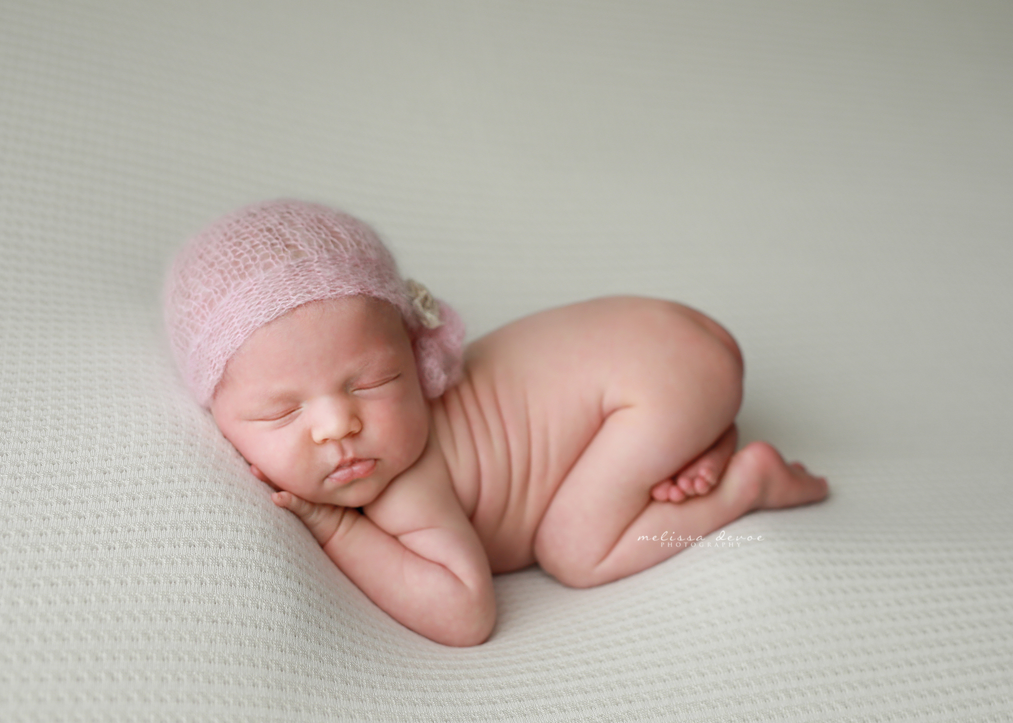 Top 8 Newborn Photography Poses - Pretty Presets for Lightroom