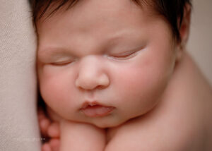Portrait photography with newborn