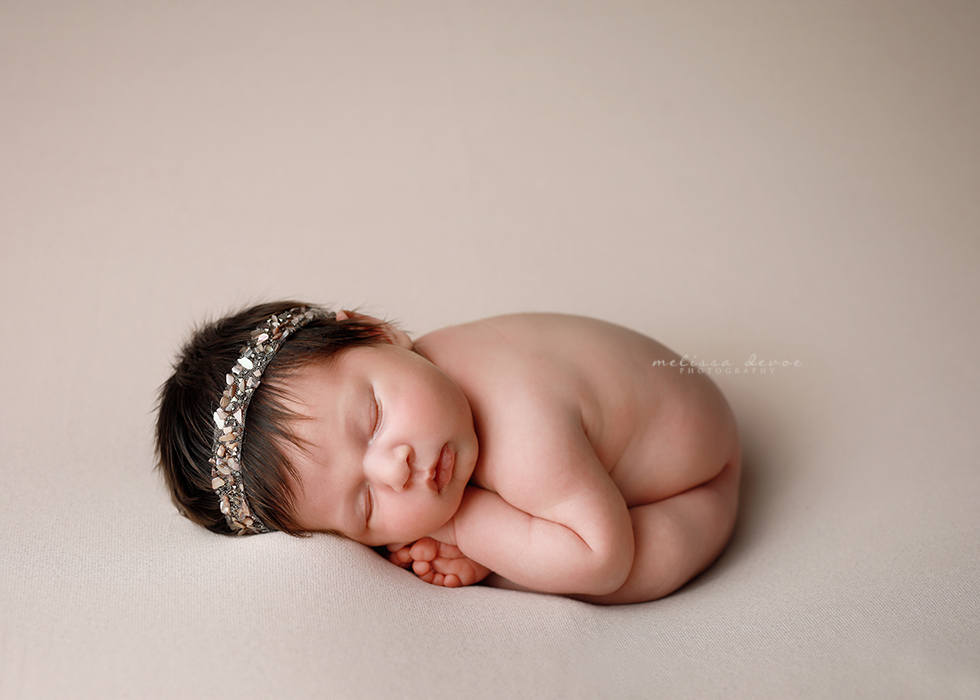 Newborn portrait Taco pose