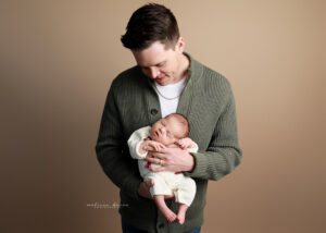 Family and newborn photographer