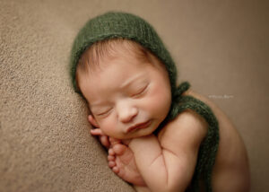 Newborn photographer