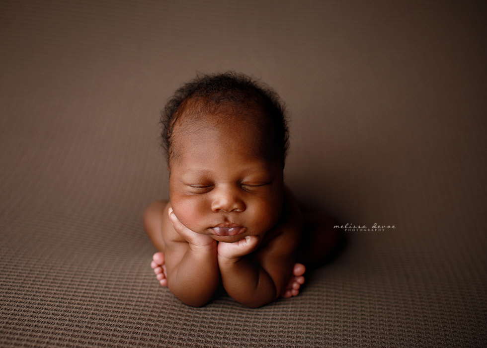 newborn poses Melissa Devoe