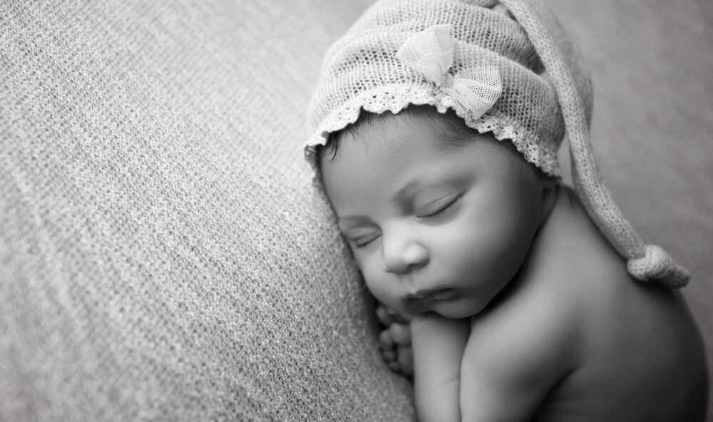 best Raleigh newborn photographer, newborn portraits near me