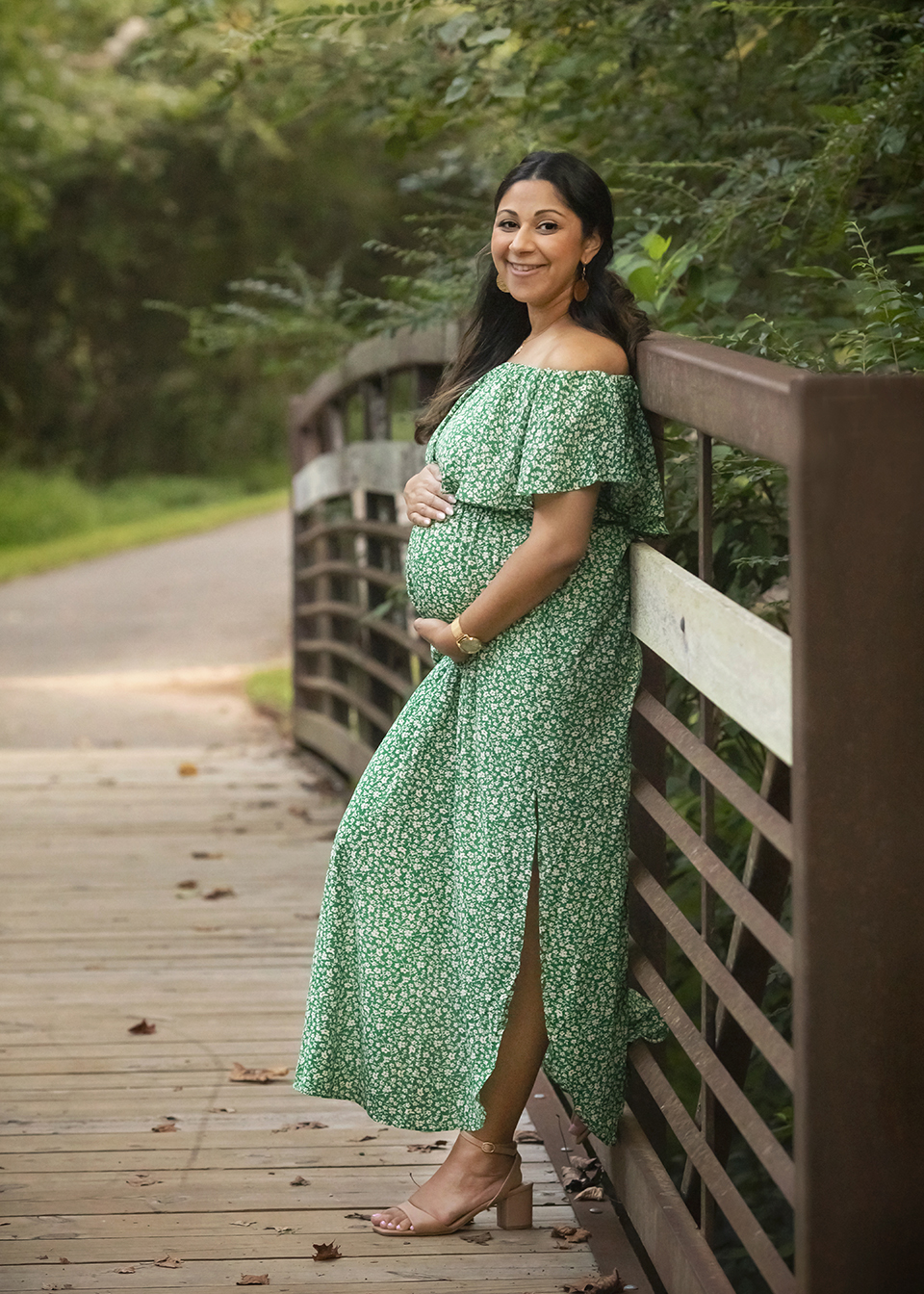 Pregnant Mom outdoors for photoshoot