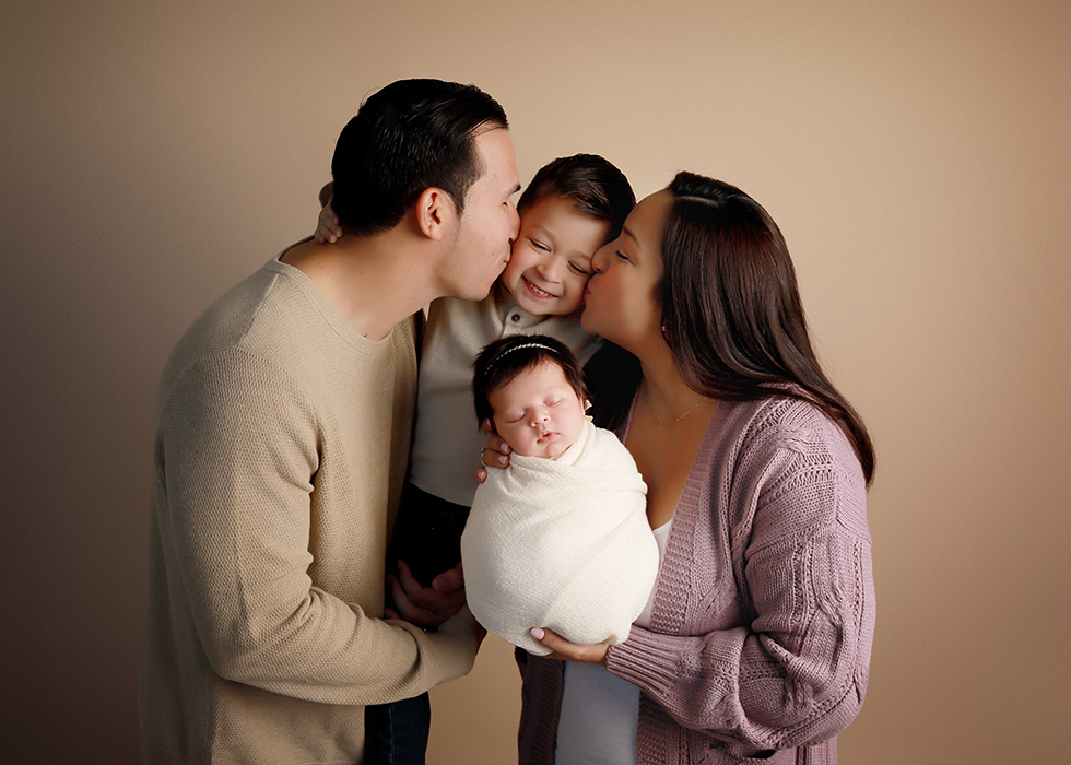 family photo with newborn