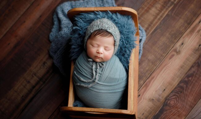 get newborn pictures taken Wake Forest, professional newborn photos