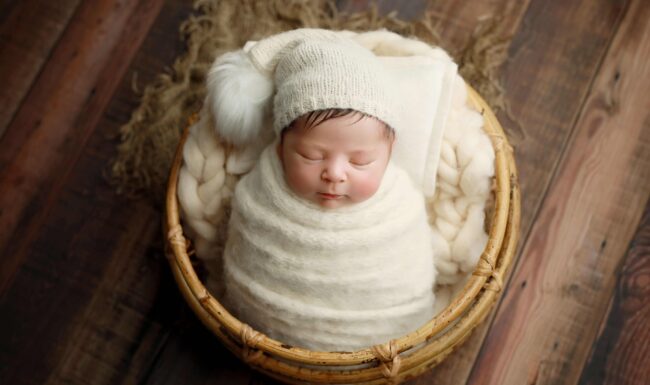get newborn pictures taken Wake Forest, professional newborn photos