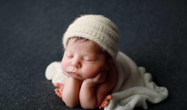 get newborn pictures taken Wake Forest, professional newborn photos
