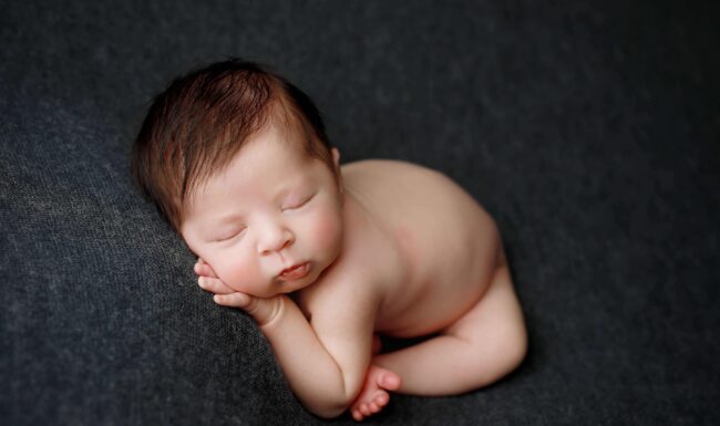 get newborn pictures taken Wake Forest, professional newborn photos