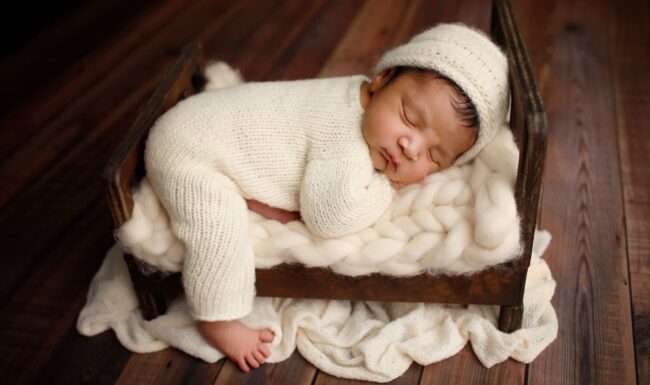 Durham NC newborn photographer, Raleigh newborn photography - professional newborn photographer near me